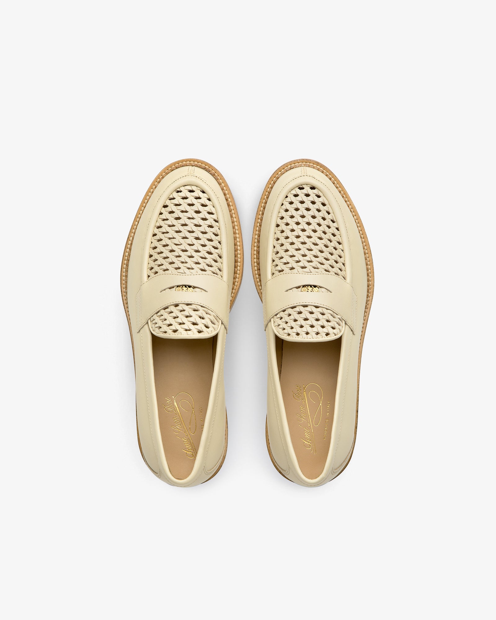 Queens Crest Raffia Loafer