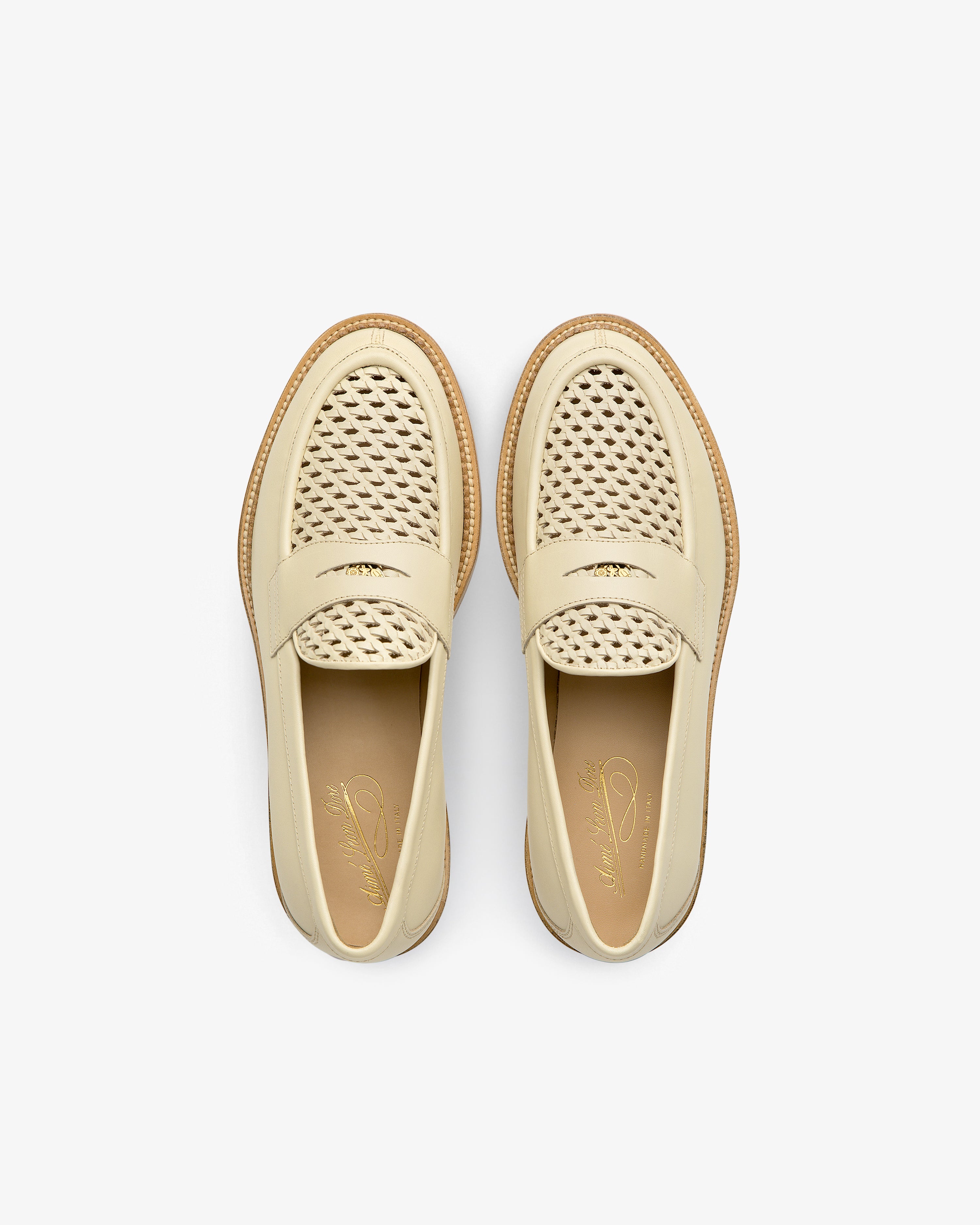 Queens Crest Raffia Loafer